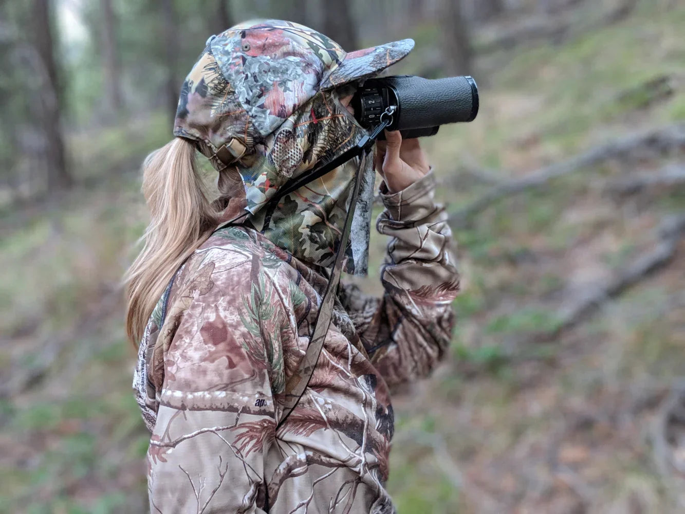 One Size Fits Most SM-XL (Hat size 6 to 8, 54-63cm) Adjustable Velcro Closure Premium Camo Hats w/a Built-in Face MaskQuikCamoThe Fowl Depot2-in-1 FRONT Face Mask and Camo Hat for Duck Hunting