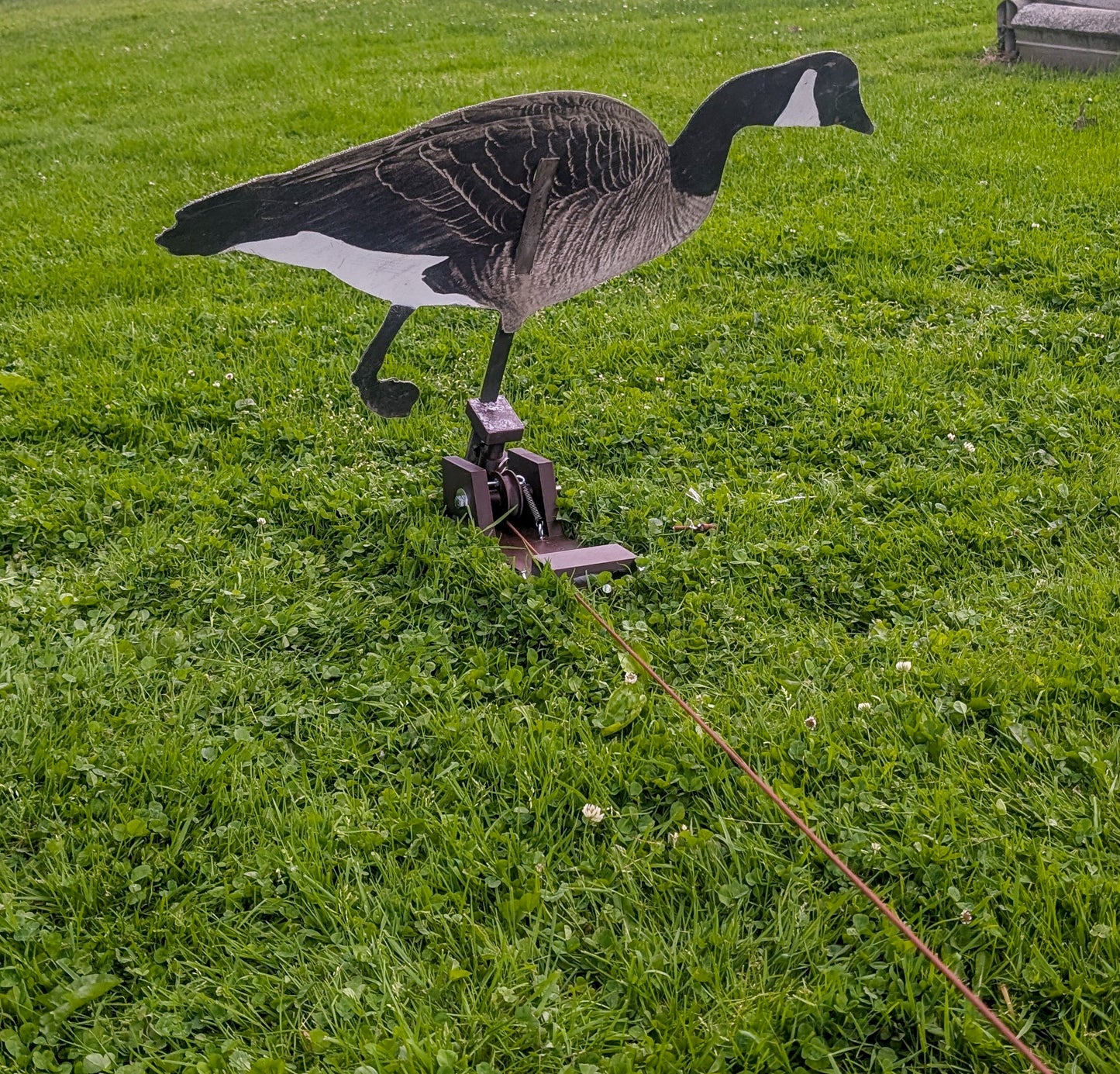 Take your decoy spread to the next level with the Silo Adapter Kit, built to seamlessly integrate your Spread Edge Flagger System with both wire and wooden stake-style silo decoys. Whether you're running a lightweight silhouette spread or mixing in full-b