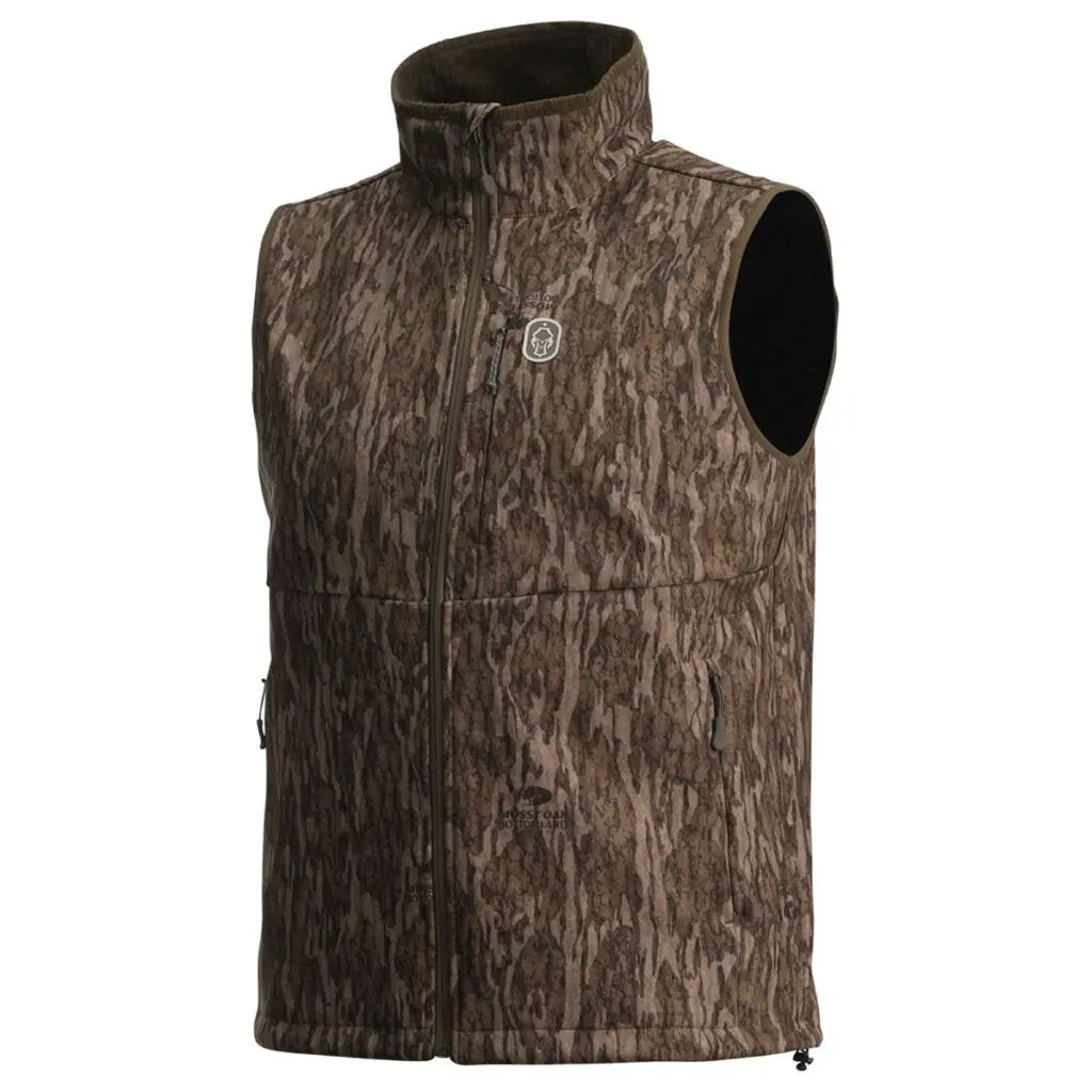 The new Softshell Vest is windproof, breathable, and highly water-resistant, while simultaneously allowing for mobility and providing comfort not always associated with hunting clothes. The outer shell features a DWR-treated four-way stretch, smooth ripst