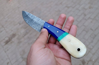 Fixed blade Hunting Skinner Knife by JW SteelCrafts.