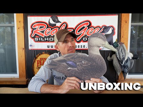 ur Econo Black ducks silhouette decoys are made of a lightweight corrugated plastic material with our fabric on both sides. Printed with a detailed feather pattern, using a dead flat finish. A unique, double wire staking system helps with structural integ