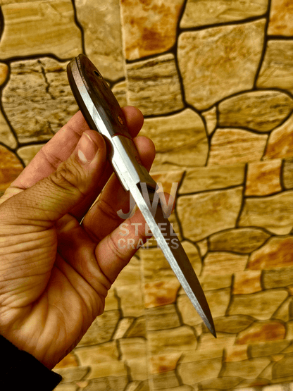 Small Damascus Utility Knife – Rosewood Handle With Leather Sheath